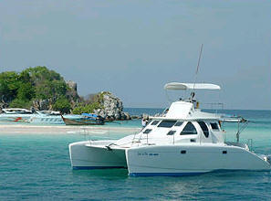 Online Yacht Booking - Prowler 9000 - Prowler 29ft crewed motor